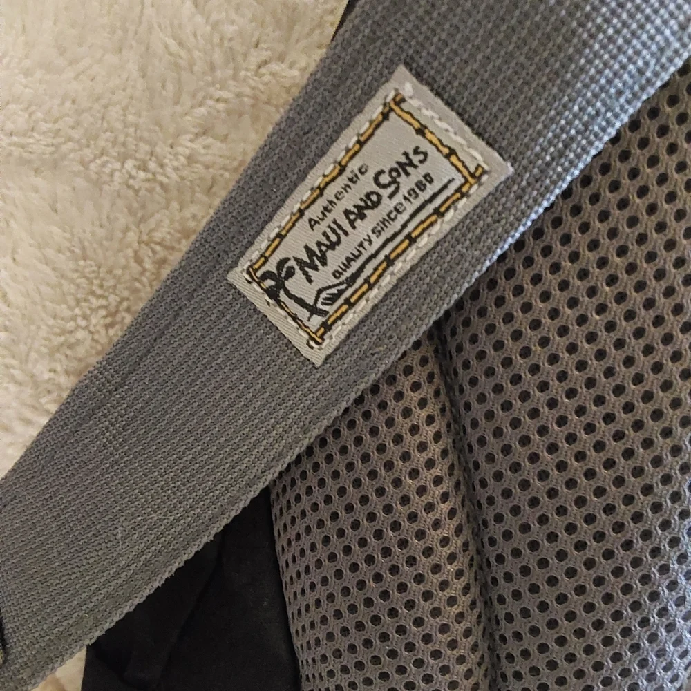 🌺 NWT Maui & Sons Compact Backpack (men/women)